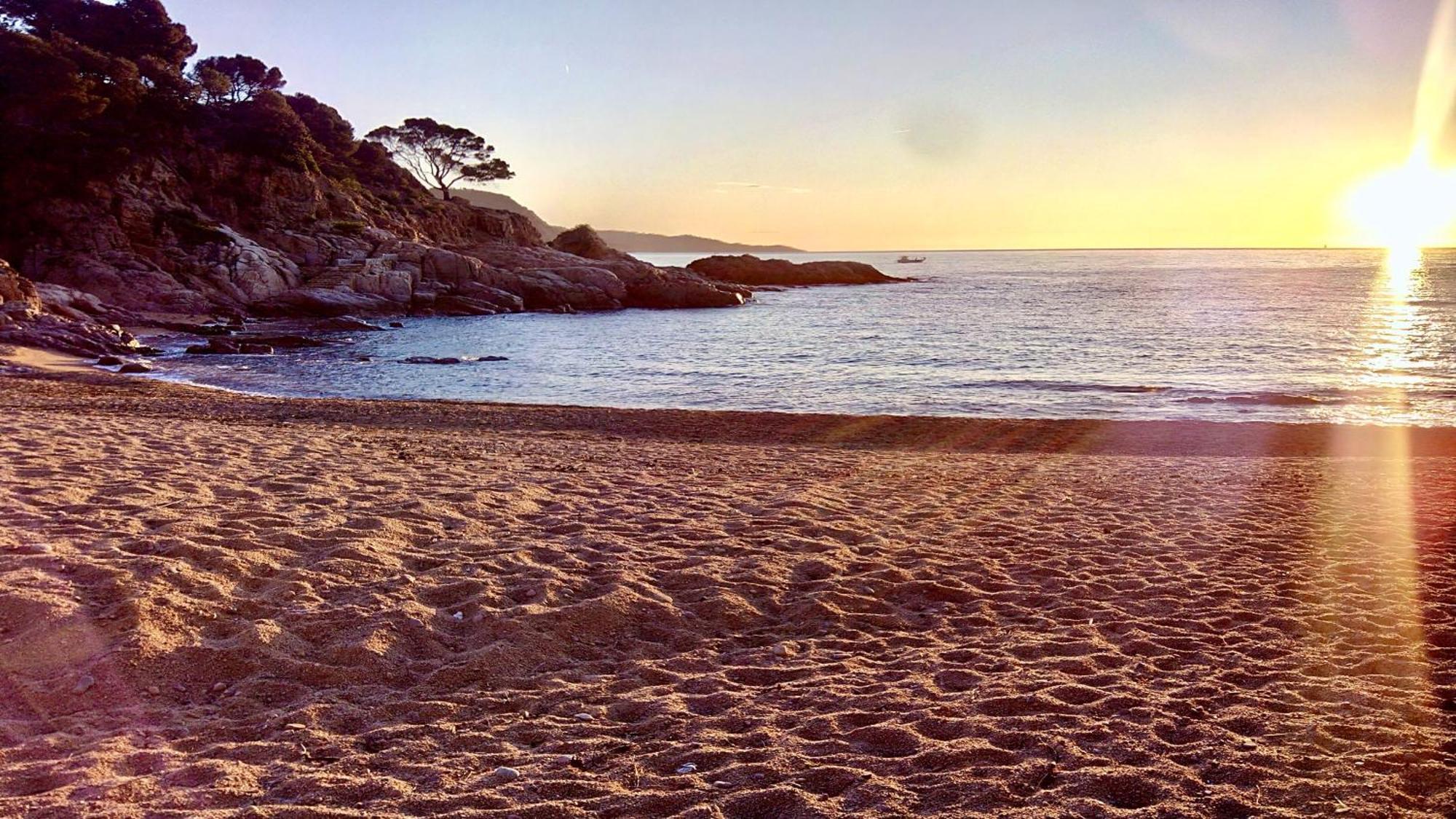 ⭑ Sea Views + Private Beach. What Else? ⭑ Тосса-де-Мар Экстерьер фото